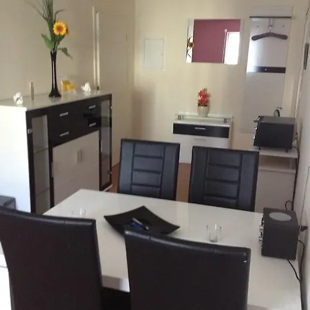 Apartment Zur Burg Grenzau